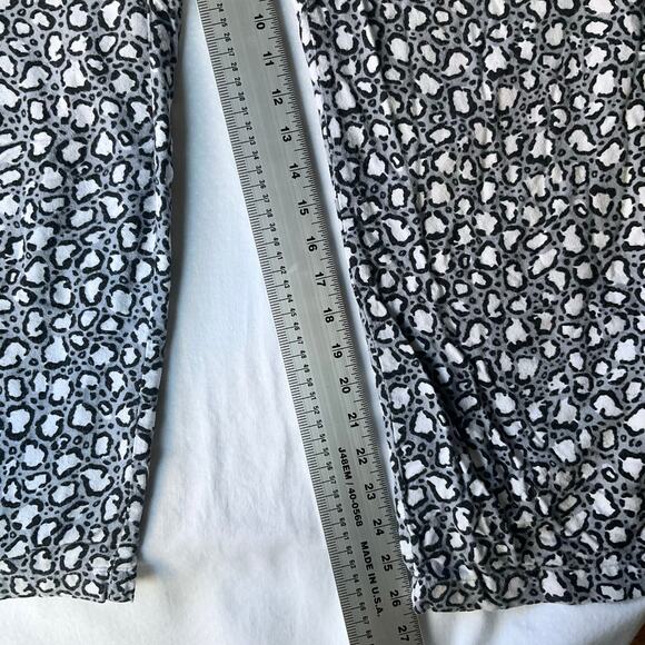 DKNY Women’s Casual Pants size XL Leopard Gray & White - Picture 5 of 8